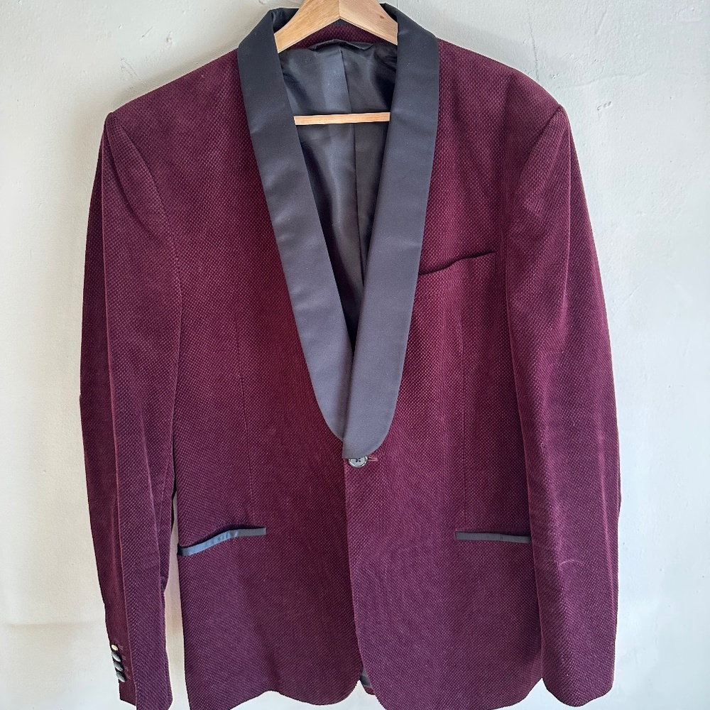 J Lindenberg Men's burgundy corduroy Tuxedo Jacket with Satin lapel